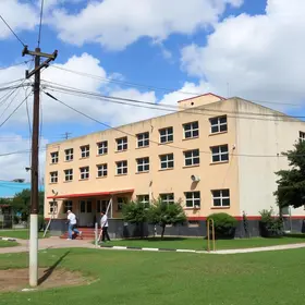 escolas da rede municipal de Lauro de Freitas